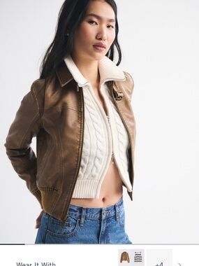 Women's Abercrombie & Fitch Tan vegan leather  Bomber Jacket S 🆕